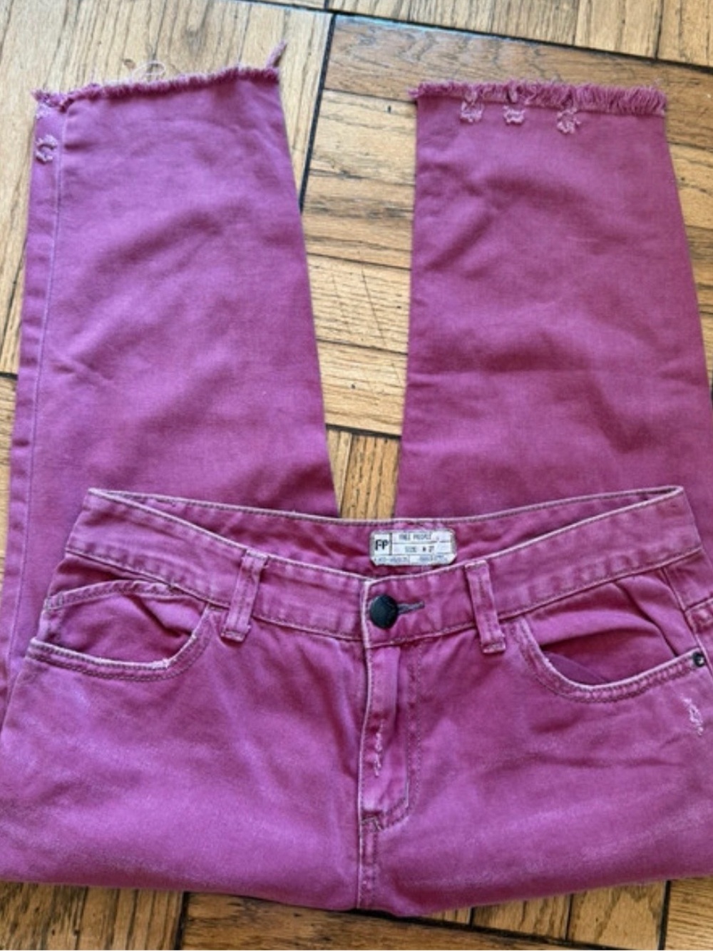 Free People  Pink Skinny Cropped Jeans